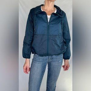 Lululemon Rain Jacket/Windbreaker -Gently used